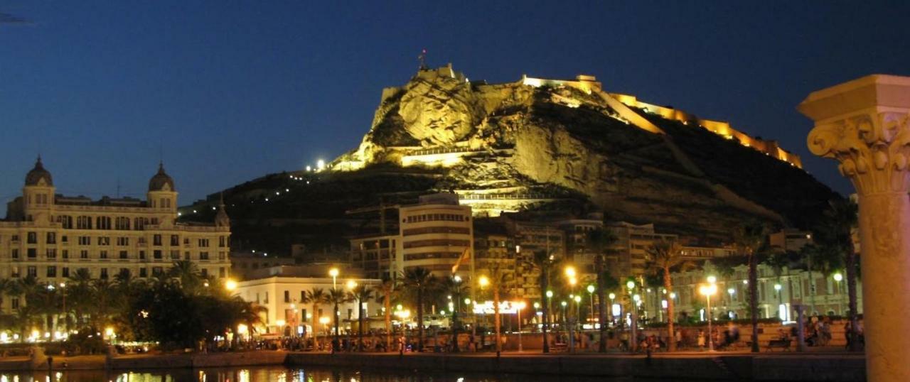 Alicante Center Apart Eksteriør billede